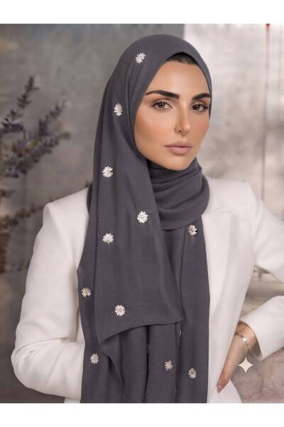 Veil Designer طرحة بوال رمادي طبقيتن. بتطريز الورد الصفير المنثور علي كامل قم...