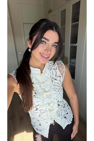 Bade Butik Cream Knotted Front Blouse