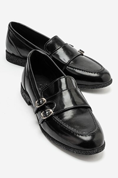 LuviShoes DALY Siyah Kırışık Rugan Hakiki Deri Tokalı Kadın Loafer Ayakkabı