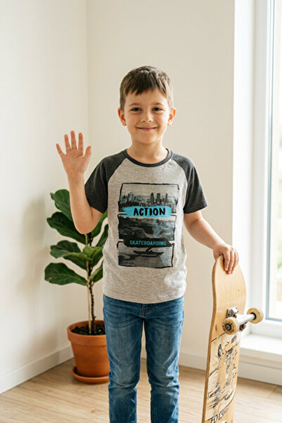 OEM Tricou baieti din bumbac cu maneci raglan si imprimeu urban skateboarding...