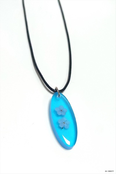 ZERO LAND Concepta Forget-Me-Not Oval Epoxy (14003) Pendant Blue