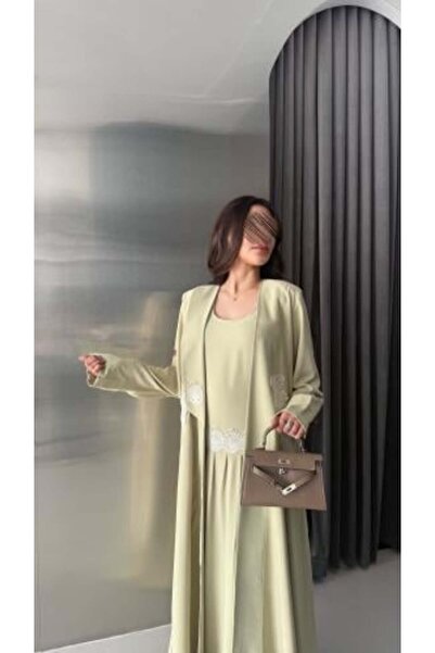 dar laha abaya عباية D 70012 - مصنوعة من قماش النعيم مع ياقة أنيقة مزينة بتطر...