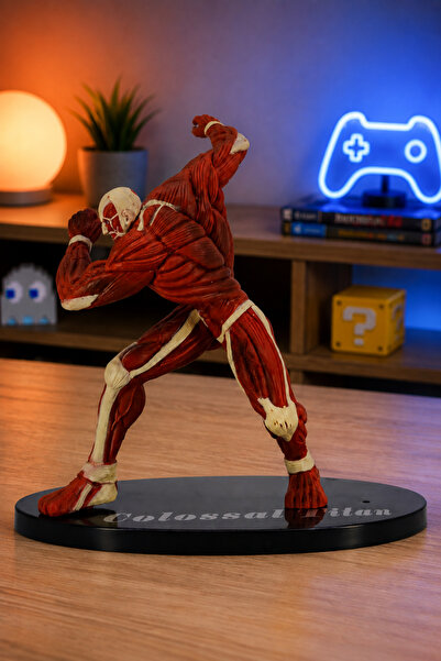 Hunga Attack on Titan | Colossal Titan Anime Figür 18 cm