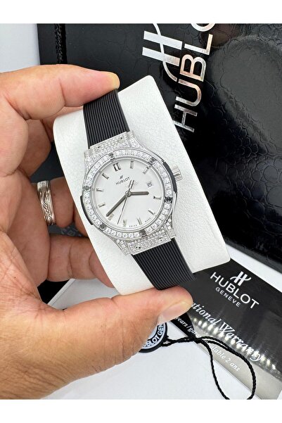 Hublot Luxury women's watch, same international brand