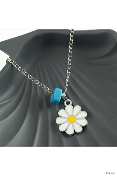 ZERO LAND Ilkestor Daisy Enamel Necklace (233259) Silver Color