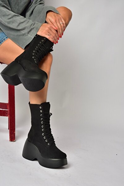 Fox Shoes Z973973202 Γυναικείες μπότες με μαύρη σουέτ σόλα