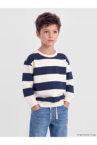 LC Waikiki Crew Neck Striped Boy's Sweatshirt