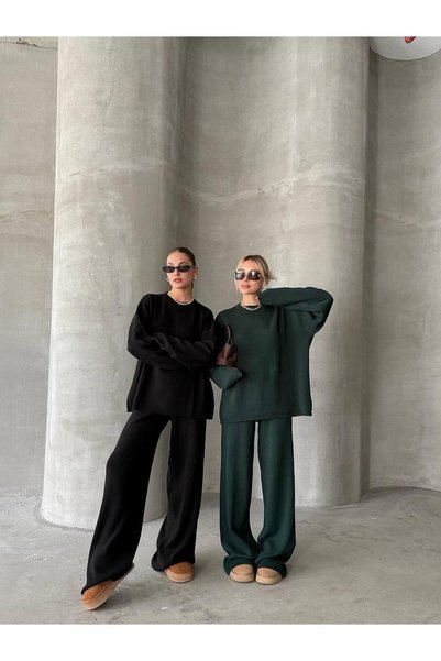 De Pose Oversize Kesim Sade Kadın Triko Takım