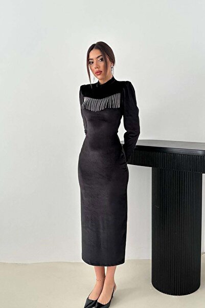 End Black Store فستان أسود مخملي لامع