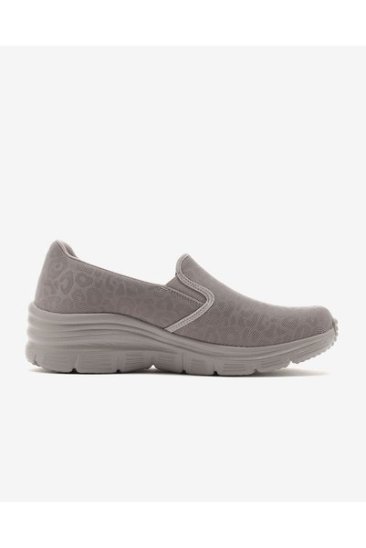 SKECHERS حذاء رياضي نسائي كاجوال من Fashion Fit 896293TK باللون البيج