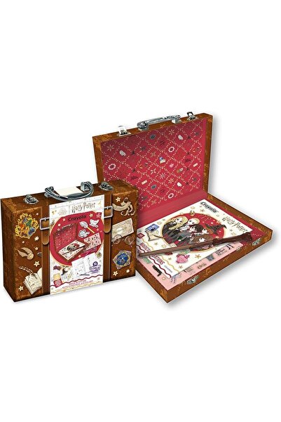 Vans x Crayola CRAYOLA - Harry Potter Magic Briefcase Creative Set with 30 Ac...