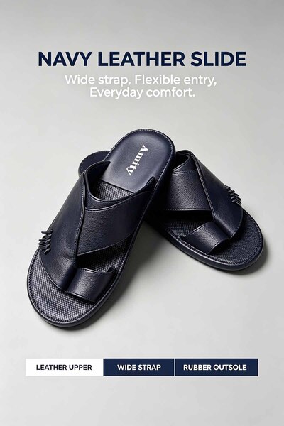 SoftSole KSA صنادل جلدية كاجوال للرجال، شباشب عصرية مبطنة بحزامين، خفيفة الوز...