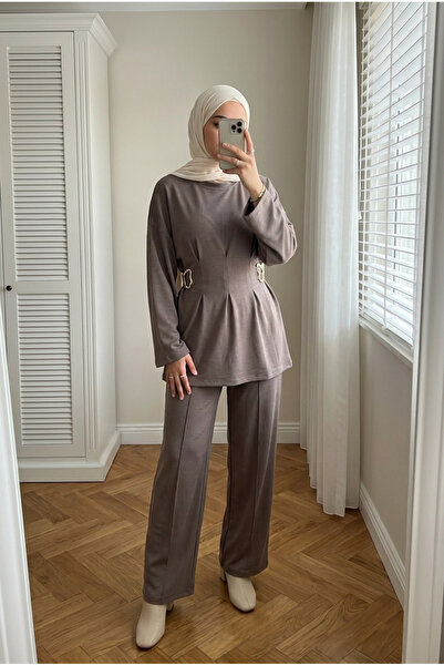 Kirazca Butik طقم نسائي من قطعتين من ماركة أليسا بتصميم السمكة مع تفاصيل إكسس...