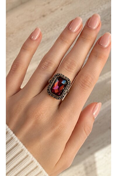 FAYRA ACCESSORIES Crystal Stone Baguette Ring
