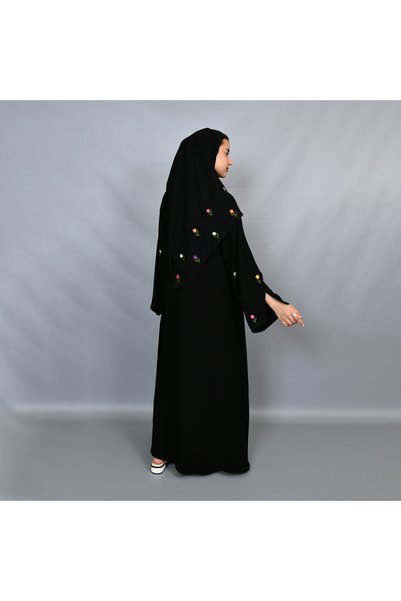 HAWRAA ABAYA عباية سوداء بتطريز الأزهار الملونة المبعثرة