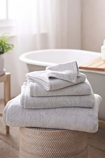 THE WHITE COMPANY منشفة وجه وافل إيدج سبا من خليط الخيزران - رمادية، 30 × 30 سم