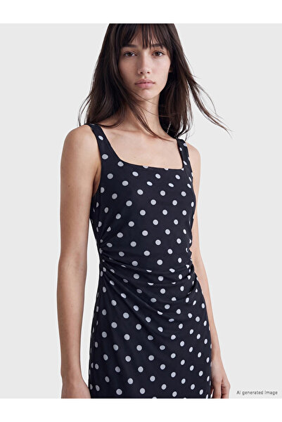 LC Waikiki Siyah Kare Yaka Puantiyeli Bodycon Elbise