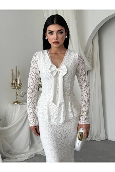 Clothes Fast فستان نسائي من الدانتيل بلون إكرو ميدي بياقة على شكل V وتفاصيل ف...
