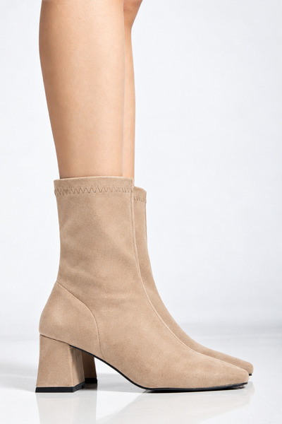 moun shoes Women's Beige Suede Stretch Ankle Mid-Heel Boots