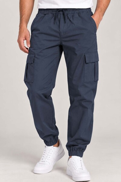 Erkek Beli ve Paçası Lastikli Kargo Cepli Jogger Pantolon