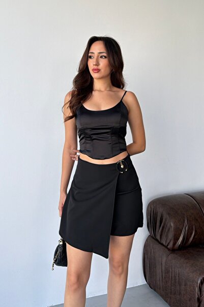 Serica Moda Black Asymmetrical Short Skirt with Buckle Detail