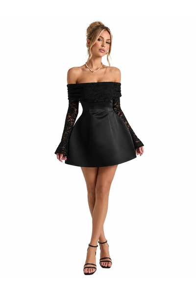 CHARMÉE Rochie neagră scurtă cu umerii goi, dantelă și fustă satin, Negru