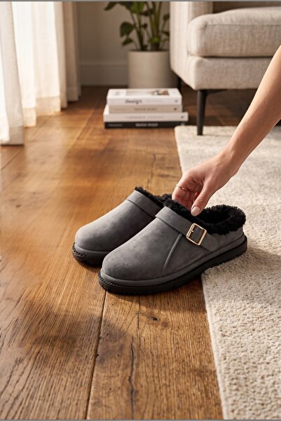 YUUN Women's Slippers with Buckle Accessories and Fur Inside