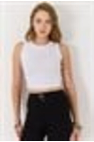 Juuuj White Crew Neck Sleeveless Crop Form Stone Detailed Knitted Blouse Suit...