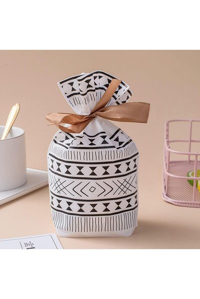 Arabest Geometric Pattern Candy Gift Bags with Ribbon Drawstring,50 Pieces