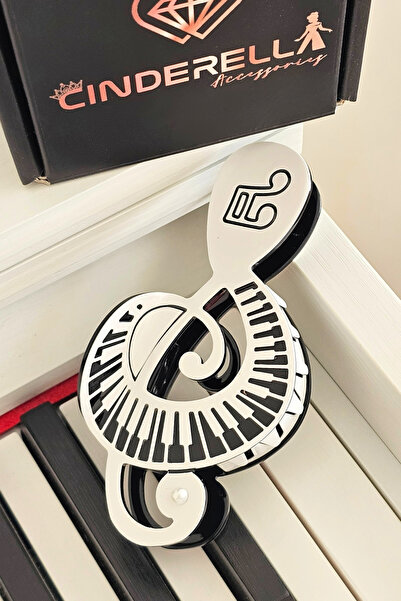 Cinderella Klavirska tastatura, biserna leva tipka, acetatna ukosnica, kopča ...