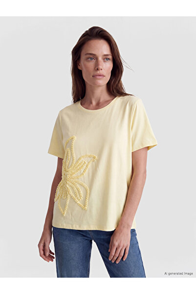 LC Waikiki Lcw Grace Yellow Embroidered 100% Cotton Women's T-Shirt