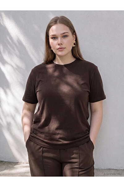 LC Waikiki تي شيرت LCW Curve Brown مقاس كبير مصنوع من القطن بنسبة 100% للنساء