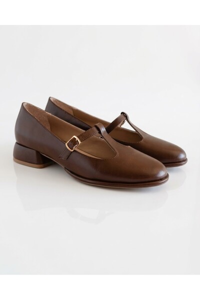 ERWAD SHOES Kahverengi Parlak Cilt Ön Direkli Tokalı Kalın Topuk 2,7cm Boyu G...