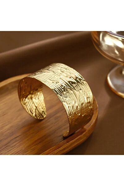Peach Jewelry Χρυσό Κομψό Γεωμετρικά Σκαλιστό Βραχιόλι από Ανοξείδωτο Ατσάλι 316