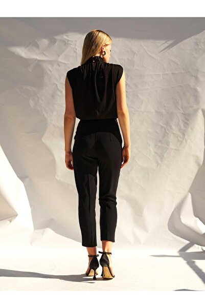 Moda Days Women's Black High Waist Slit Detailed Carrot Cut Ankle Length Wove...