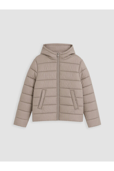 LC Waikiki Hooded puffer jacket for boys