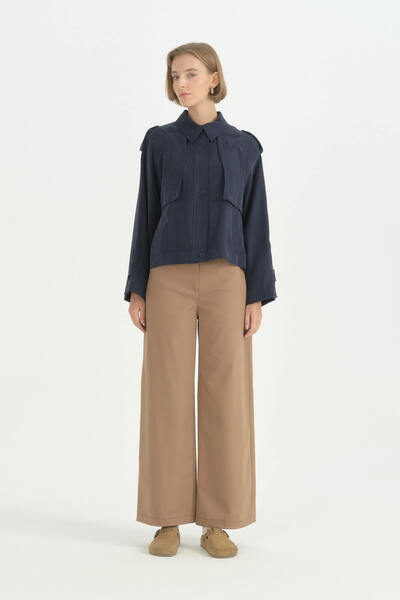 Nihan Pile Zipper Detailed Crop Jacket - Navy Blue