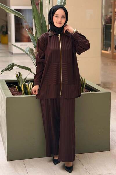 Ghisa Collar Bead Embellished Zippered Kangaroo Pocket Cap Pants Set
