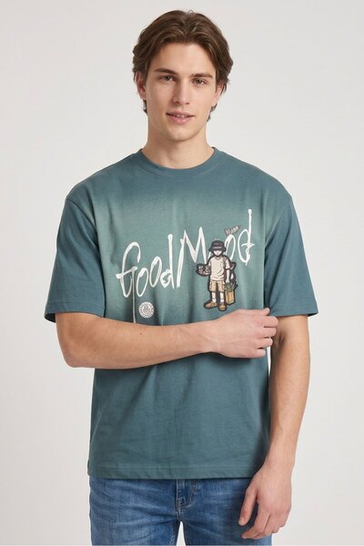 Highlander Strt Men Crew Neck Short Sleeve Graphic Print T-Shirt, Teal Green