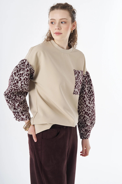 KYR Fabric Garnished Sweatshirt Stone