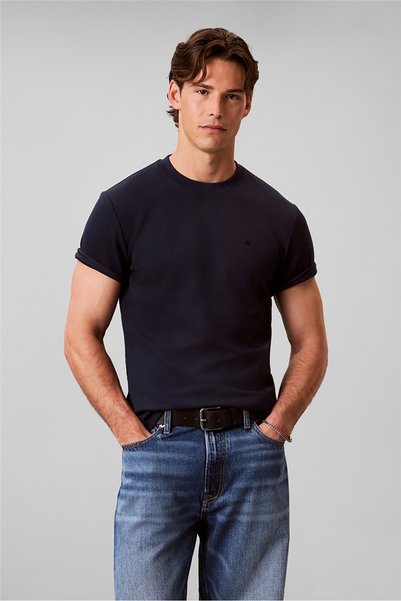 Calvin Klein تي شيرت Ss Slim Micro Waffle Crewnk للرجال برقبة دائرية باللون ا...