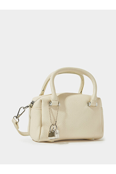 Styli White Grained Faux Leather Hand Bag with Small Bag Charm