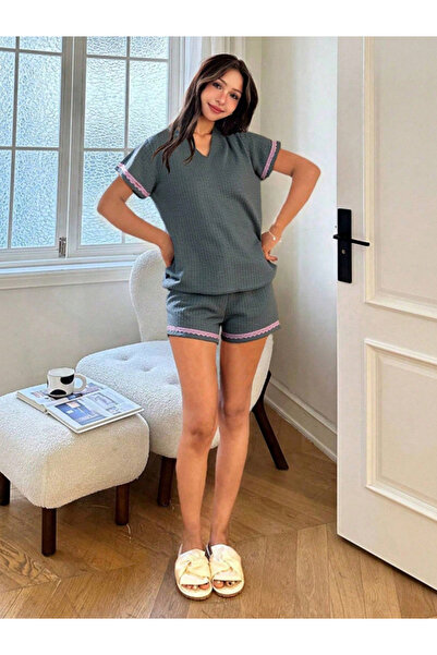 Take Two By Styli Grey Knitted Short Pajama Set with Pink Lace Trim