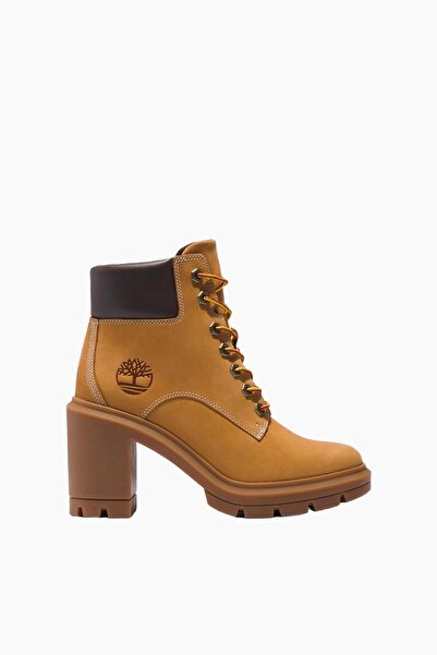 Timberland بوت بكعب، مقاس 40، لون أسمر