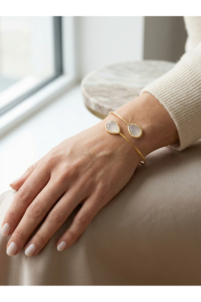 Beatis White Stone Detailed Gold Color Open End Women's Bracelet