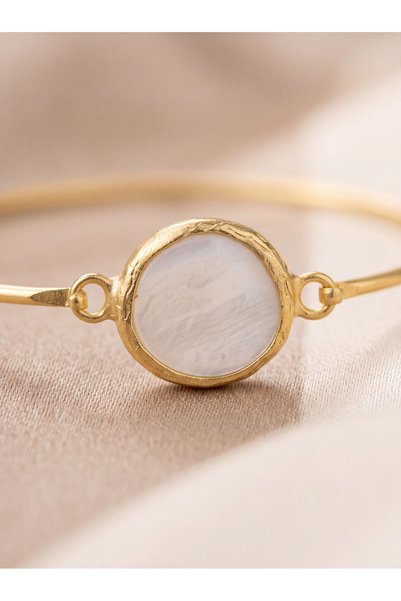 Beatis White Natural Stone Round Detailed Gold Color Women's Bracelet