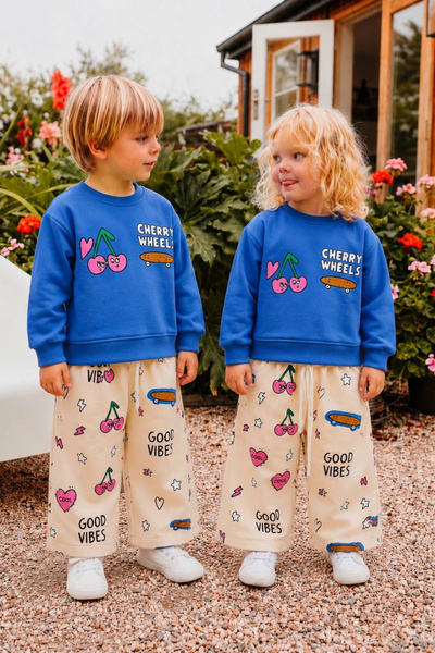 Kidmark Çocuk Modası طقم أطفال للجنسين مطبوع عليه Cherry Wheels مصنوع من القط...