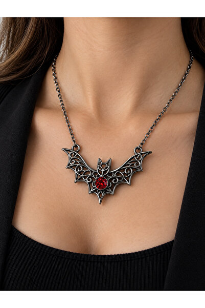 HER ŞEY NOTA www.herseynota.com Red Detailed Embroidered Chain Necklace with ...