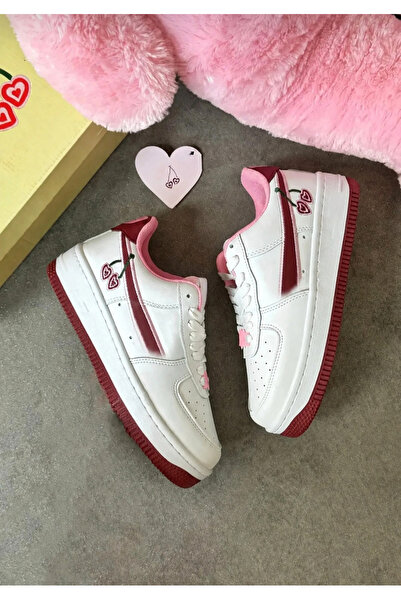 CANDAR SHOES Kadın Beyaz Pembe Detaylı Kalp Desenli Günlük Spor Ayakkabı – Şı...