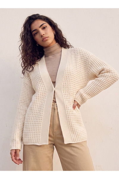 FAV Textured Cardigan